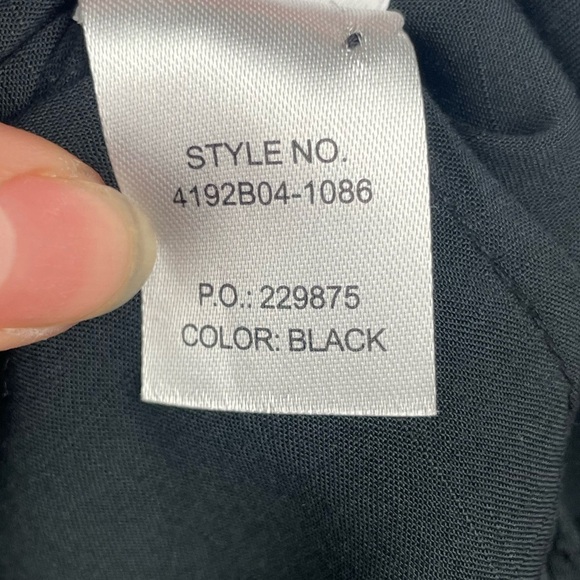 Paige Augustina Black Off Shoulder Ruffle‎ Button Up Blouse - Picture 6 of 11